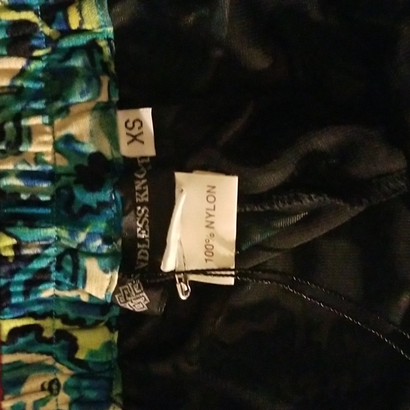 WAS $72. ENDLESS KNOT ART 100% Fully lined Nylon A-line Midi Skirt - Picture 4 of 15